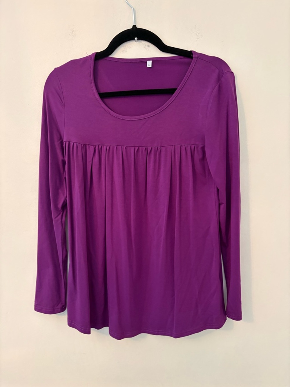 Women’s long Sleeve Plum Purple Pleated Top - Sz Small